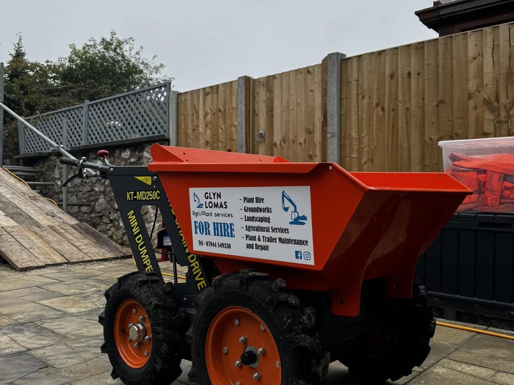 KT-MD250C four wheel drive walk-behind mini dumper available for hire